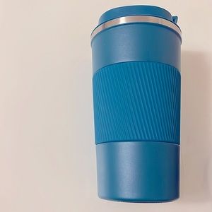 ☕️ NEW 510 mL Blue Insulated Travel Cup w/ Grip, Metal Straw, & Brush